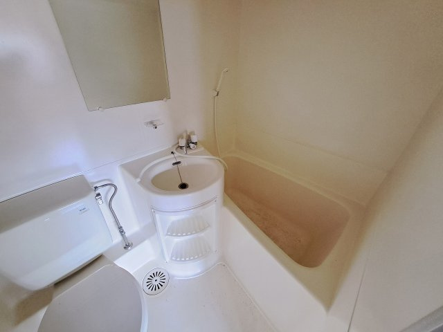 ライフポケット甲子園の浴室