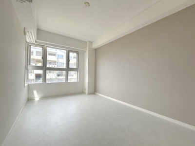 【洋室】 | あさかヴィレッジパティオ棟 | 落ち着いた色調の洋室です