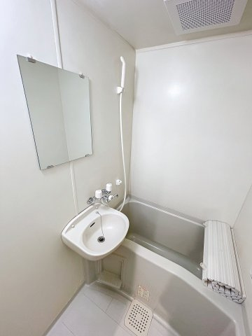 イーストヒルズ所沢の浴室