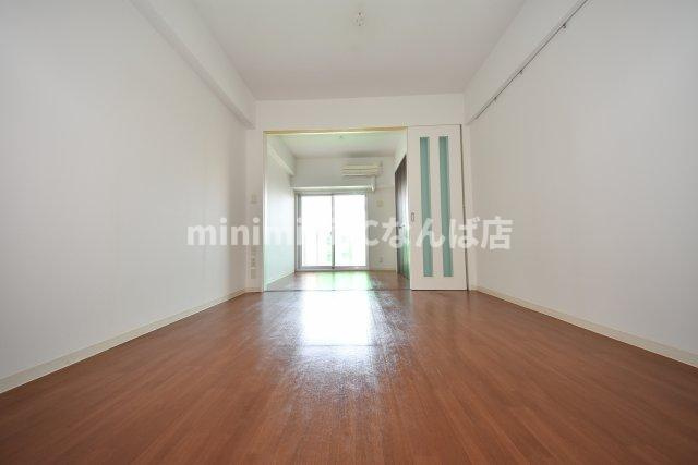 アーデン四ツ橋プライマリーワンの居間・リビング