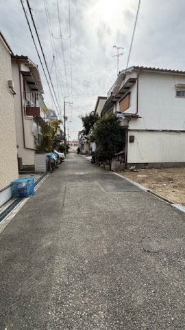 豊中市小曽根1丁目　建築条件付き土地の前面道路含む現地写真|外観は落ち着いています