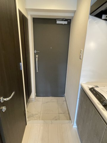 ラフィスタ調布多摩川の玄関