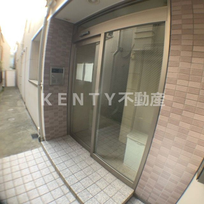 【エントランス】 | スカイガーデン蒲田 | ゆとりのあるエントランスです