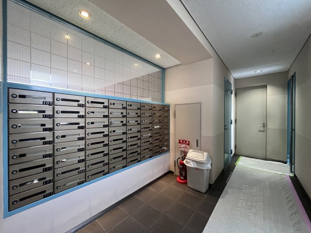 ベルメイト長居のエントランス