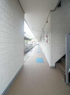 【ロビー】 | リブリ・リヴェール浦和B