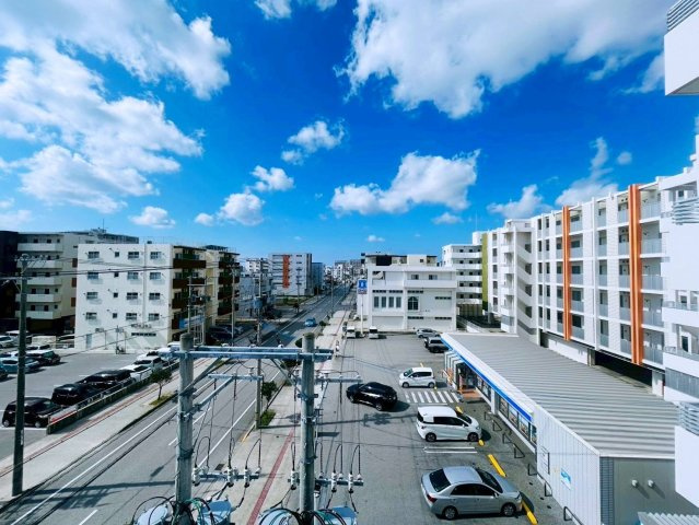 ベアーズコート桑江Ⅲ　4階の展望