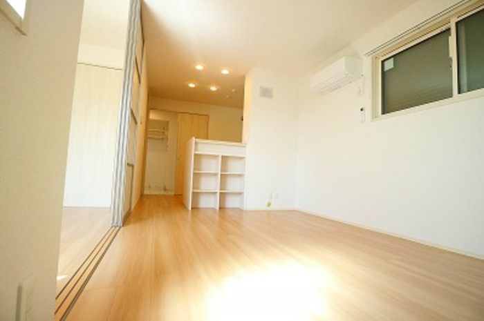 エスペランサ西難波の居間・リビング|ゆったり過ごせる居間です