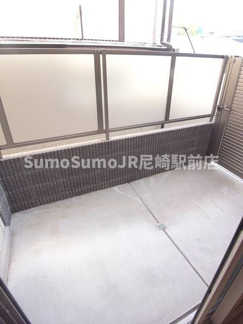 エスペランサ西難波のバルコニー|陽当たり良好なバルコニーです