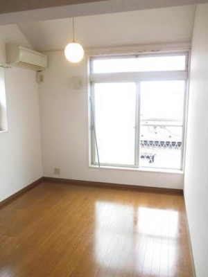 【居間・リビング】 | ハーミットクラブハウス上大岡