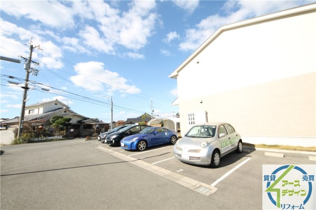 チェリードーレの駐車場