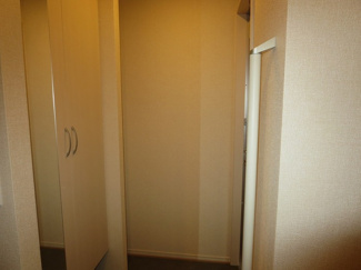 【玄関】 | エスト出町 | 【エスト出町】202 玄関