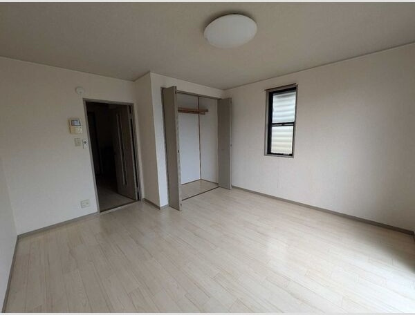 ソフィアの内装