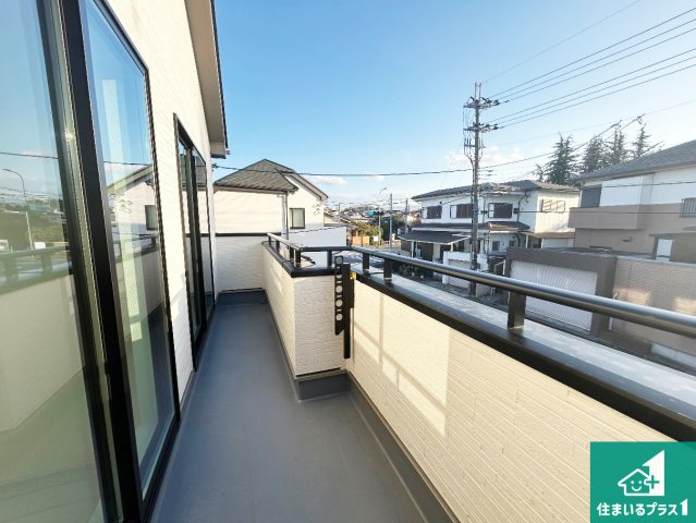 堺市南区高倉台　新築一戸建てのバルコニー|日当たりのよいバルコニー！お部屋が開放的に！