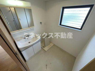 【内装】 | ダブルドアズ | 現況を優先します。