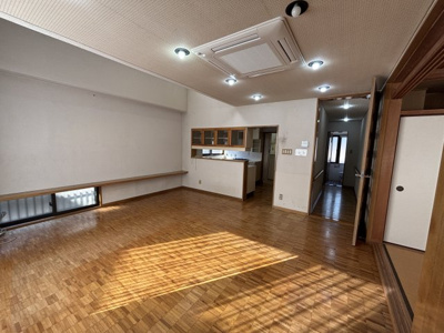 【居間・リビング】 | 北五葉　戸建て