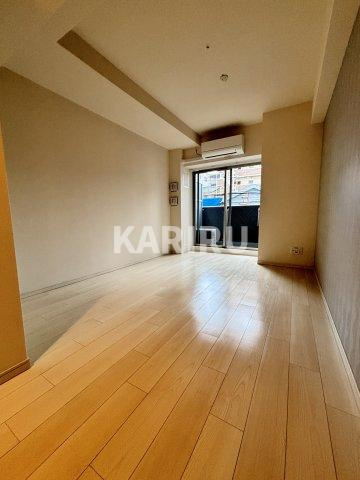 ファーストフィオーレ北大阪リアンの洋室