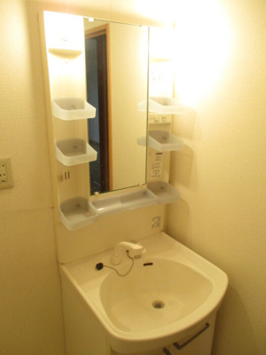 【洗面所】 | リーベンルーチェ