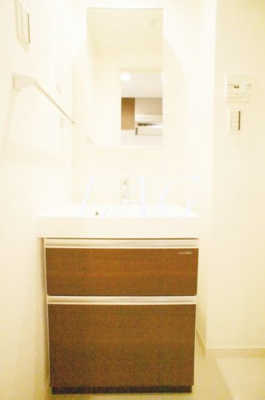 【洗面所】 | リブリ・スミレ  | 独立洗面台です。