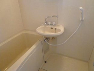 ゆったり過ごせるお風呂です