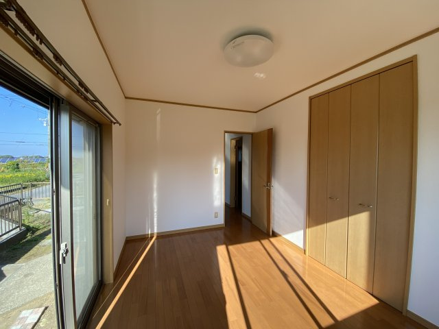 白子町剃金貸家の洋室