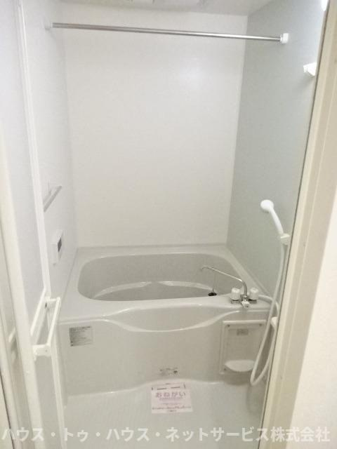 サン　ウッドの浴室