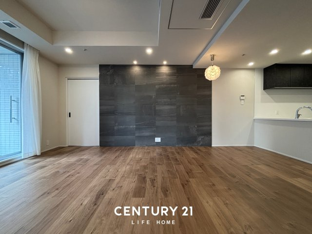 M.M.TOWERS the Eastの画像