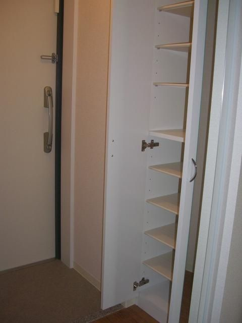 レーヴエスチュエールⅦの収納