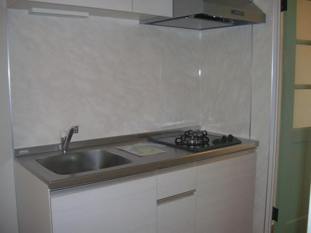 レーヴエスチュエールⅦのキッチン