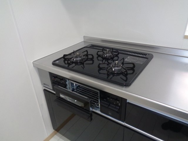 Garance Aのキッチン|3口コンロ