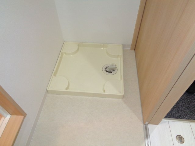 Garance Aの洗面所|洗濯機パン