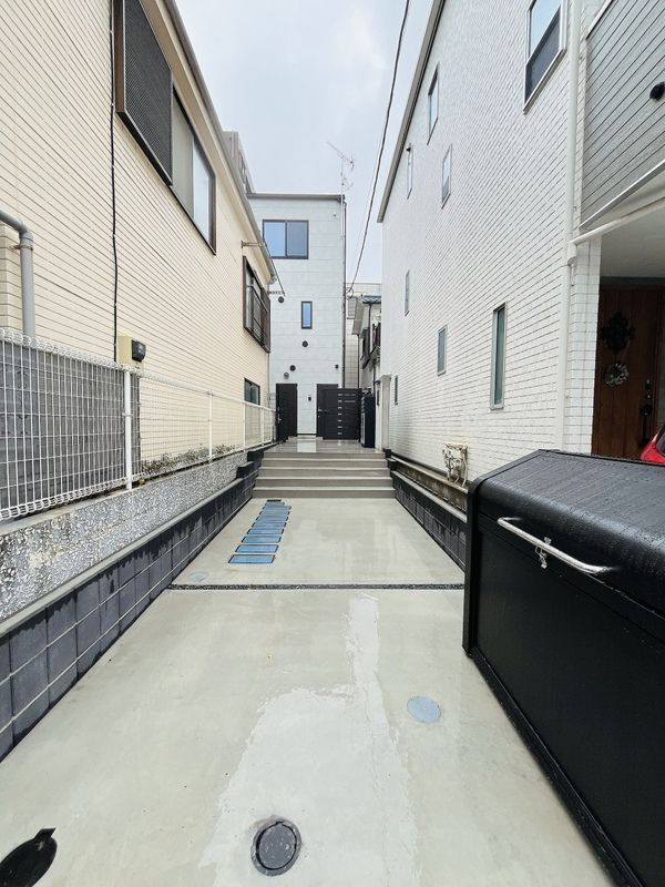 ルシェル葛西のエントランス