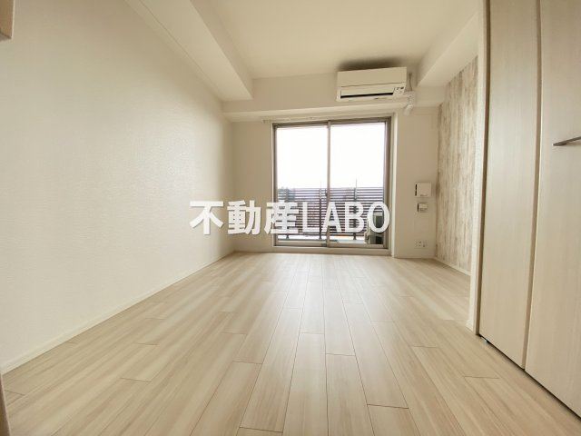 FRONT FIELD TENNOJIの内装