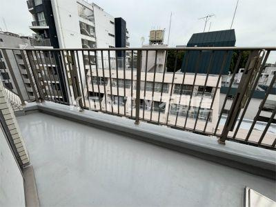 【バルコニー】 | ユニーブル島津山 | お洗濯にも便利なバルコニー付き