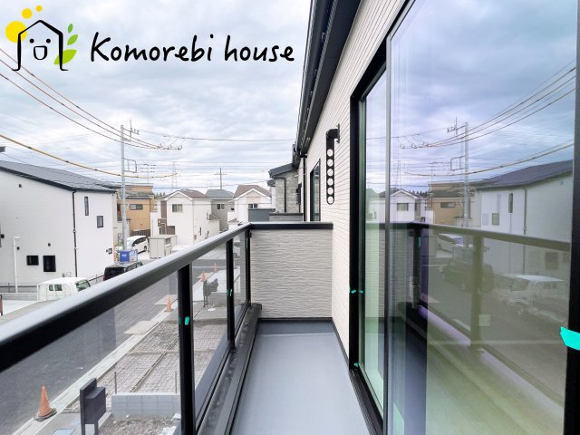 大宮指扇Norths side　新築一戸建て　グリーンガーデン　Cのバルコニー|お洗濯にも便利なバルコニー付き