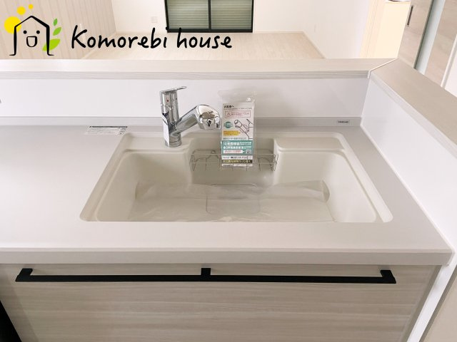 大宮指扇Norths side　新築一戸建て　グリーンガーデン　Cのキッチン|使いやすいキッチンです