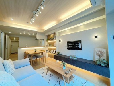 【居間・リビング】 | コスモ旗の台 | リビングです