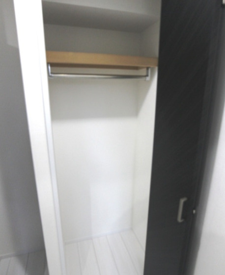 世田谷区世田谷３丁目の賃貸マンションの収納