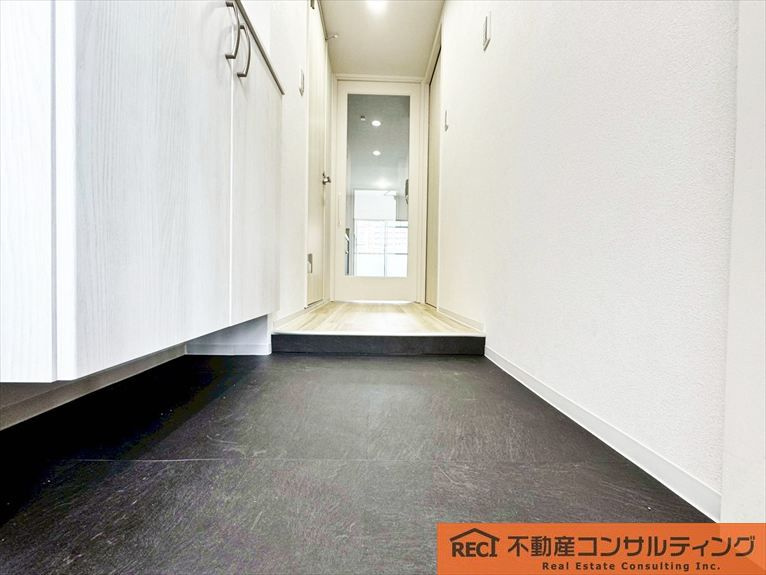 甲南グランドハイム本山の玄関