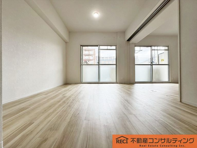 甲南グランドハイム本山の居間・リビング