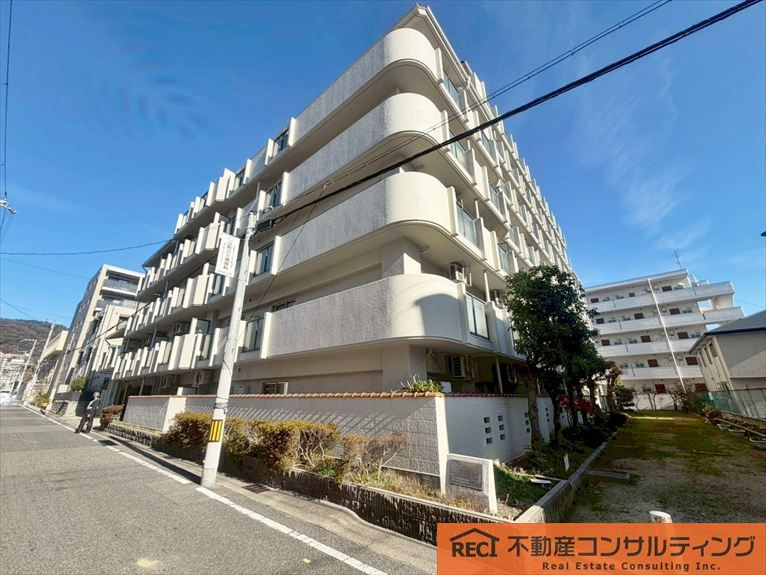 甲南グランドハイム本山の周辺