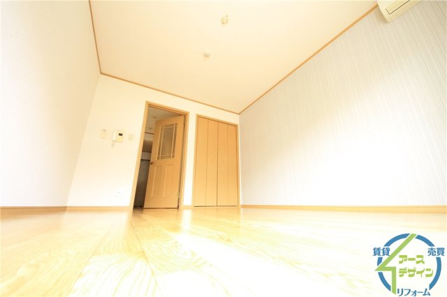 リバーサイド安藤の居間・リビング|※類似部屋