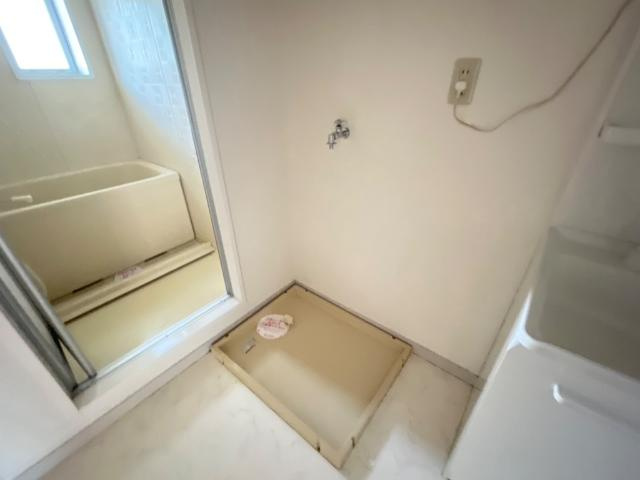 メゾンドジョイフルの設備|洗濯機置場