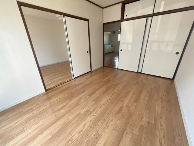 メゾンドジョイフルの内装|洋室