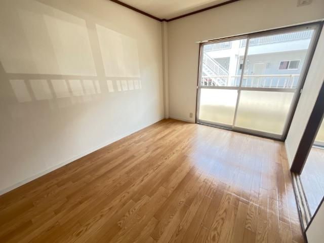 メゾンドジョイフルの内装|洋室