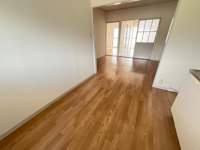 メゾンドジョイフルの居間・リビング|リビング