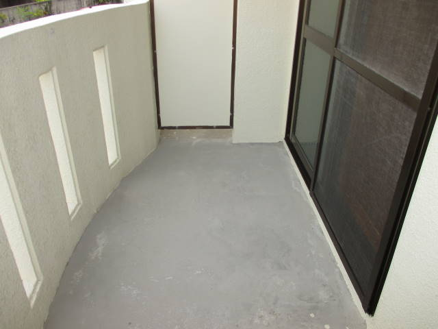 ベルシェ里のバルコニー