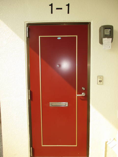 ベルシェ里の玄関