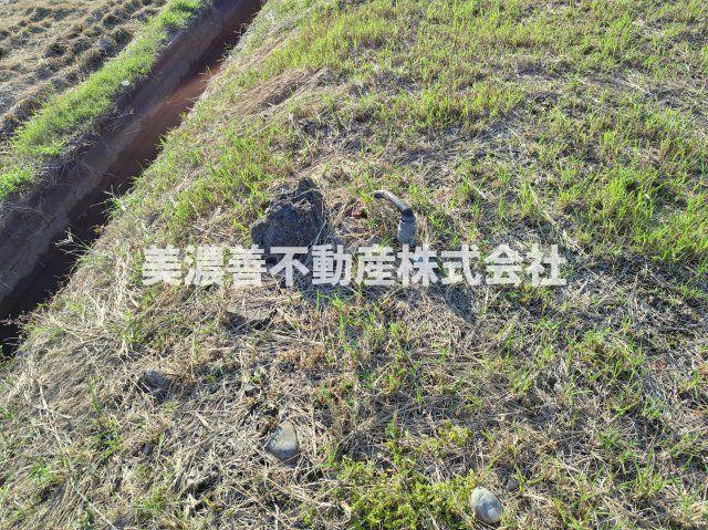 ６０１３９　岐阜市柳津町上佐波西土地のその他|敷地内に井戸がありました