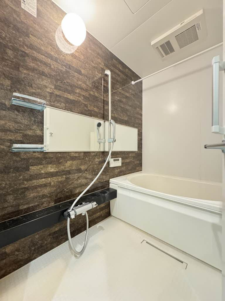 モンレーヴ本町の浴室|日々の暮らしに欠かせないお風呂です