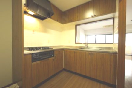 メゾン表町のキッチン|※写真は別の部屋のものです。